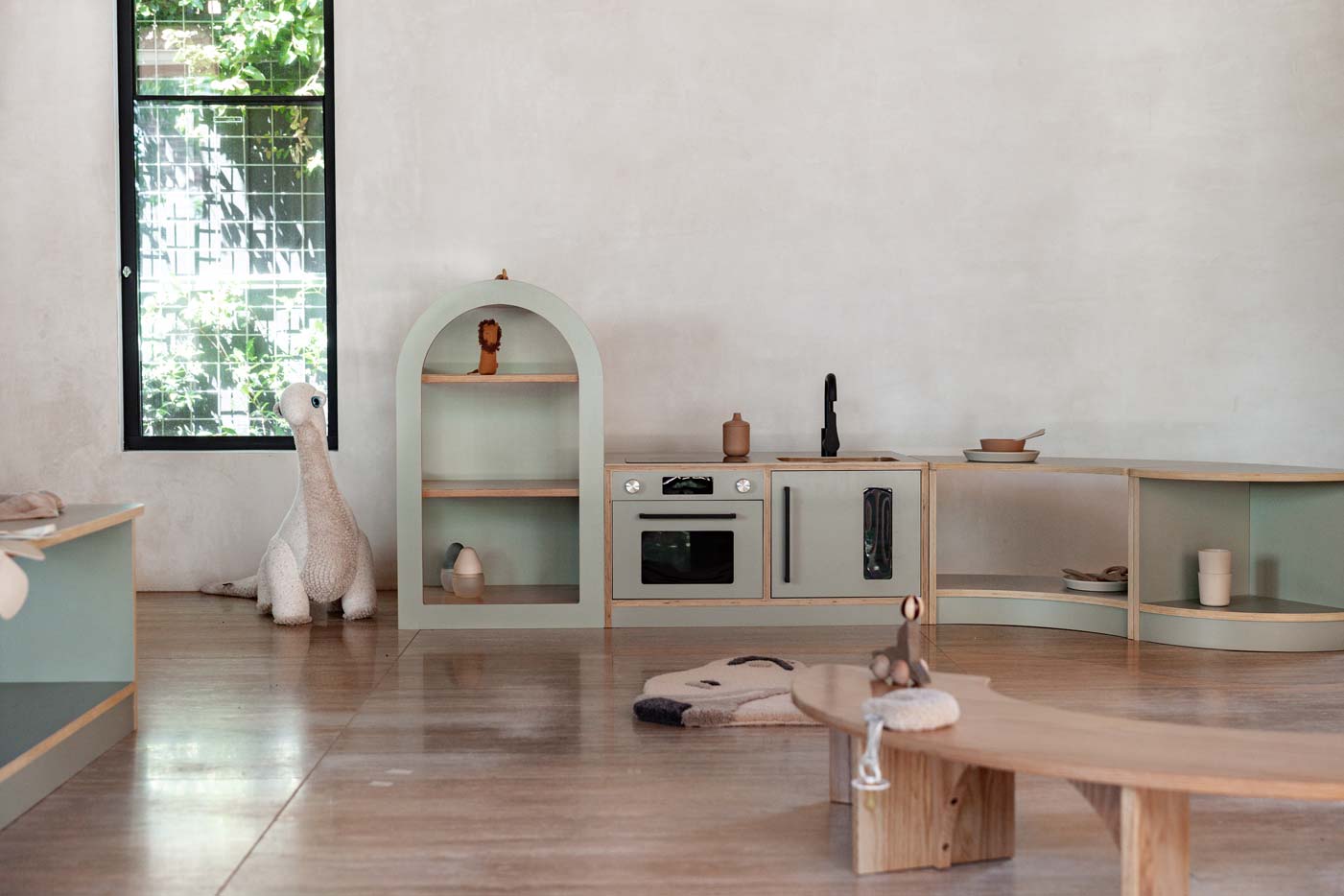 European Ash Half Circle Baby Table
