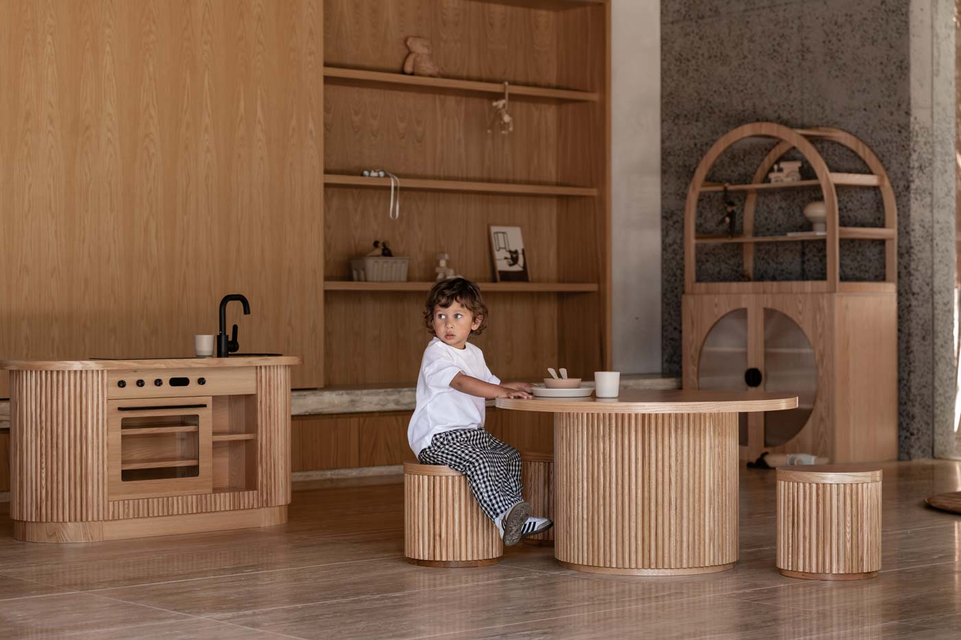 Fluted Round Stool
