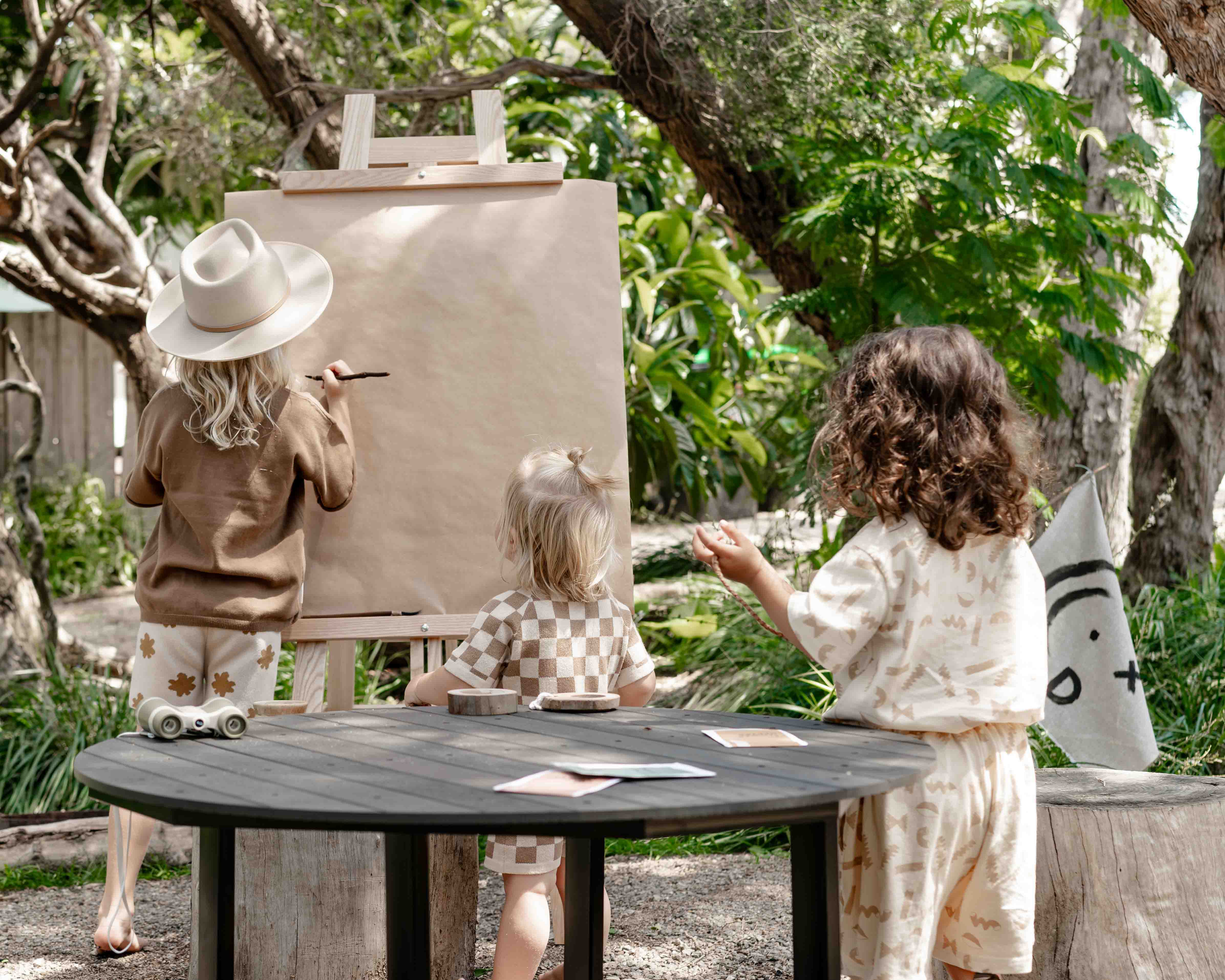 Easel Junior Ash