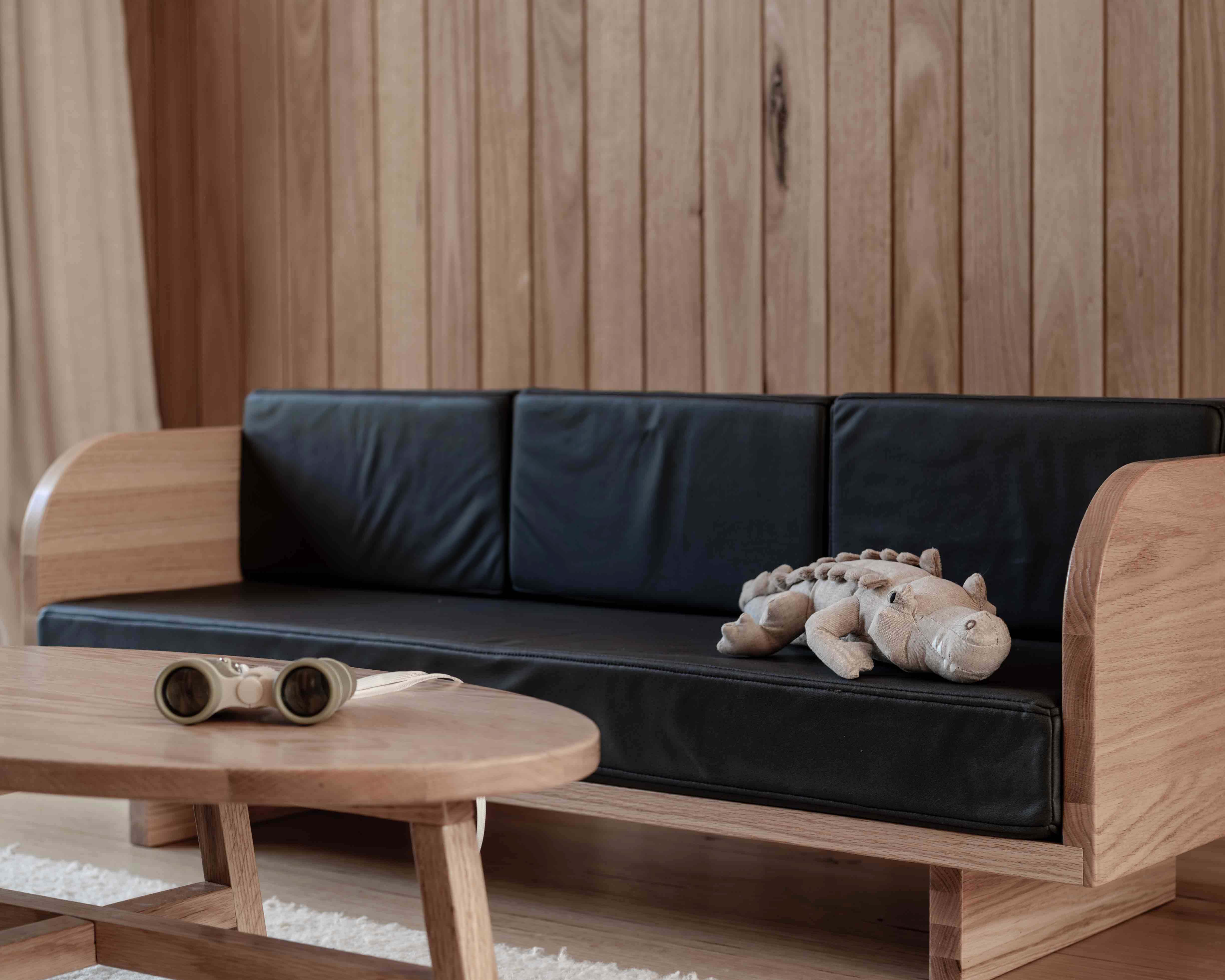 Oval Coffee Table