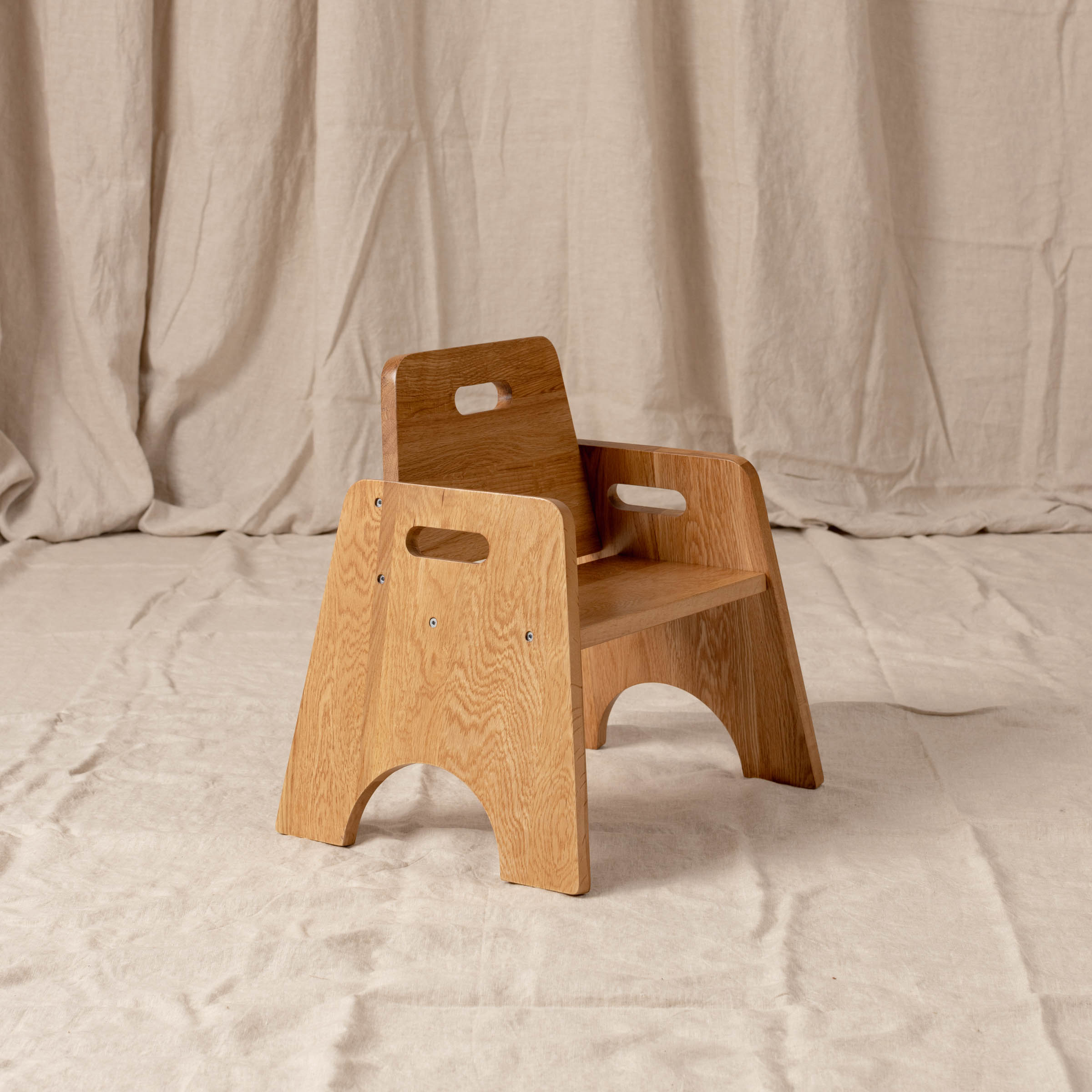 Gus Stacking Chair 20cm