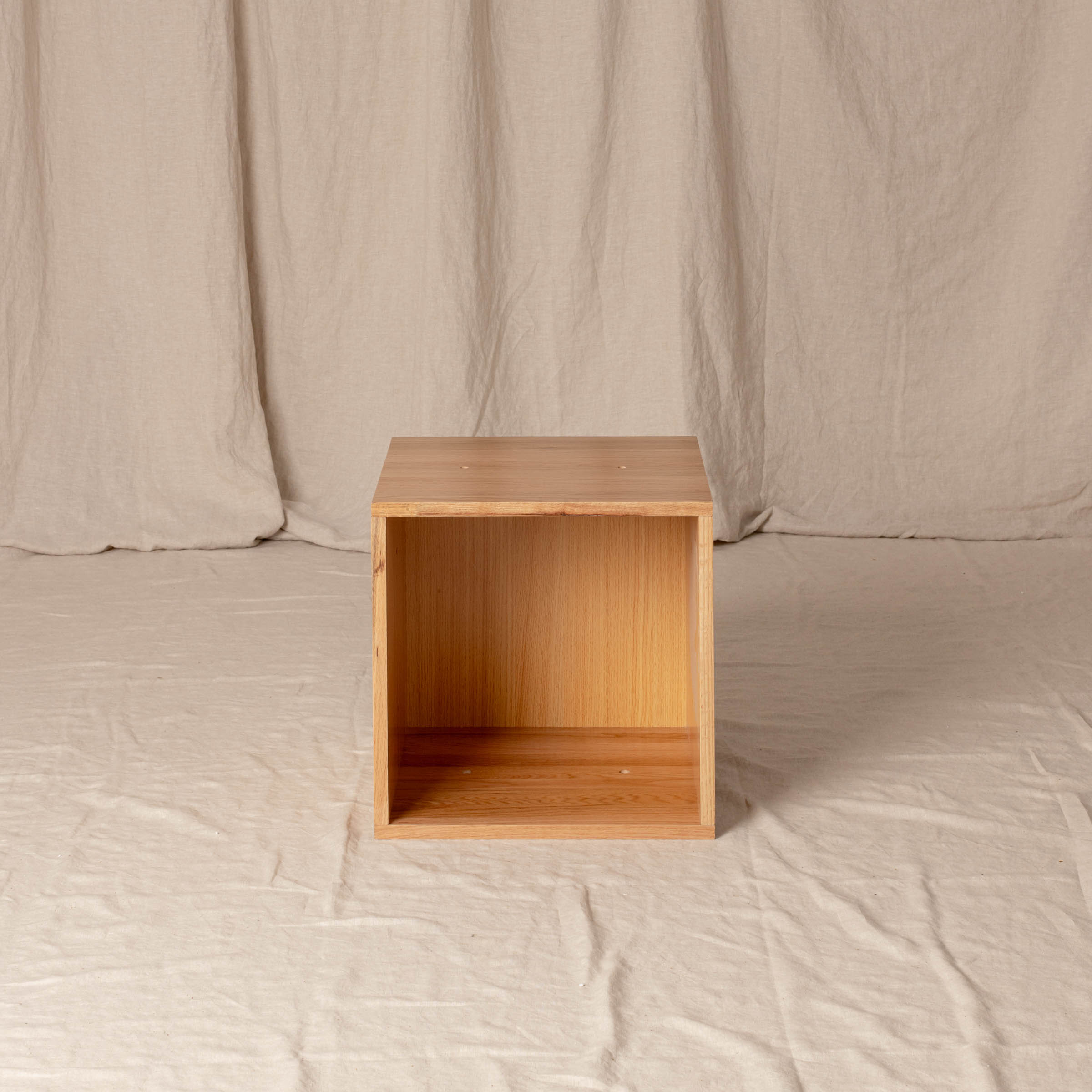 Square Cube, Oak