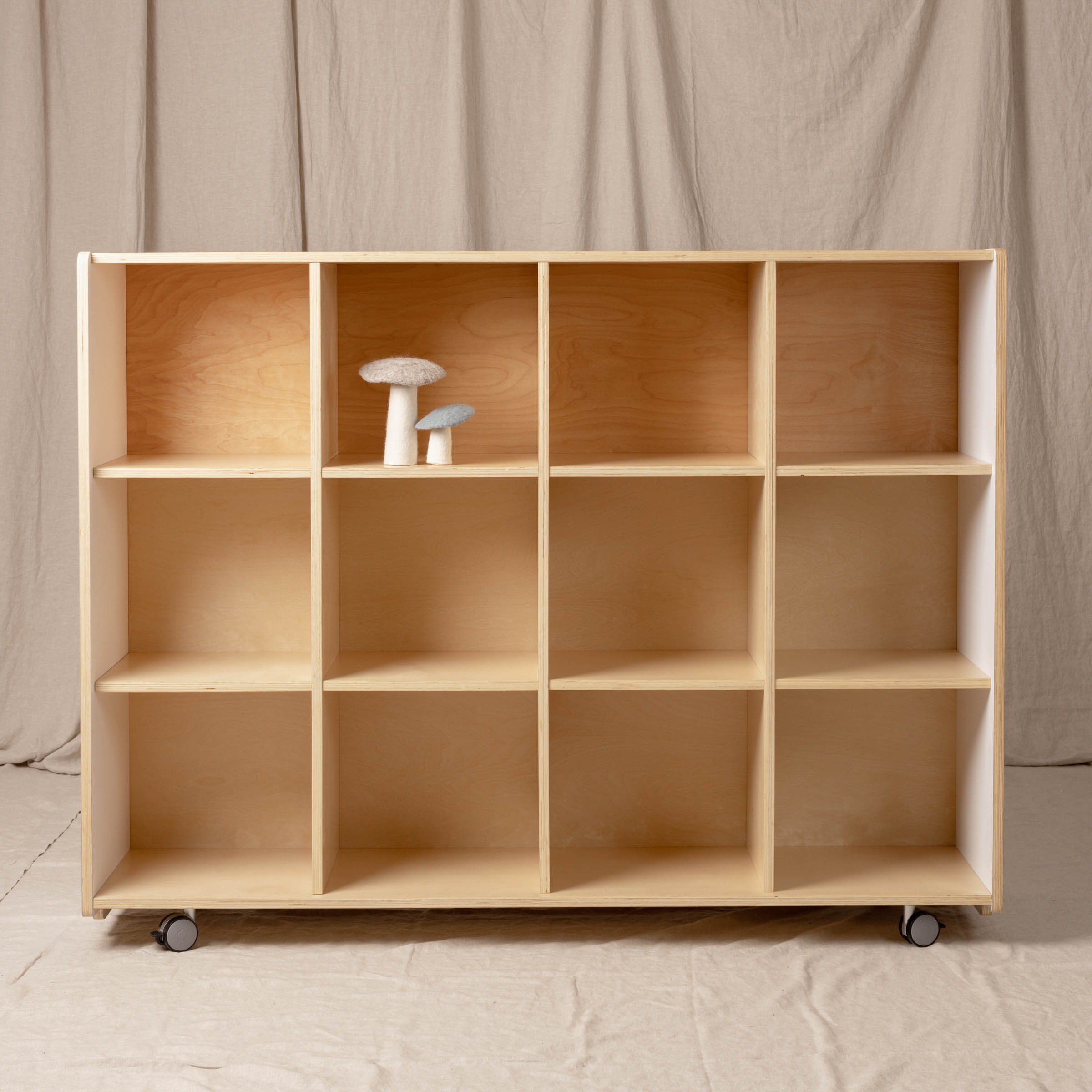12 Hole Cubby, White and Natural