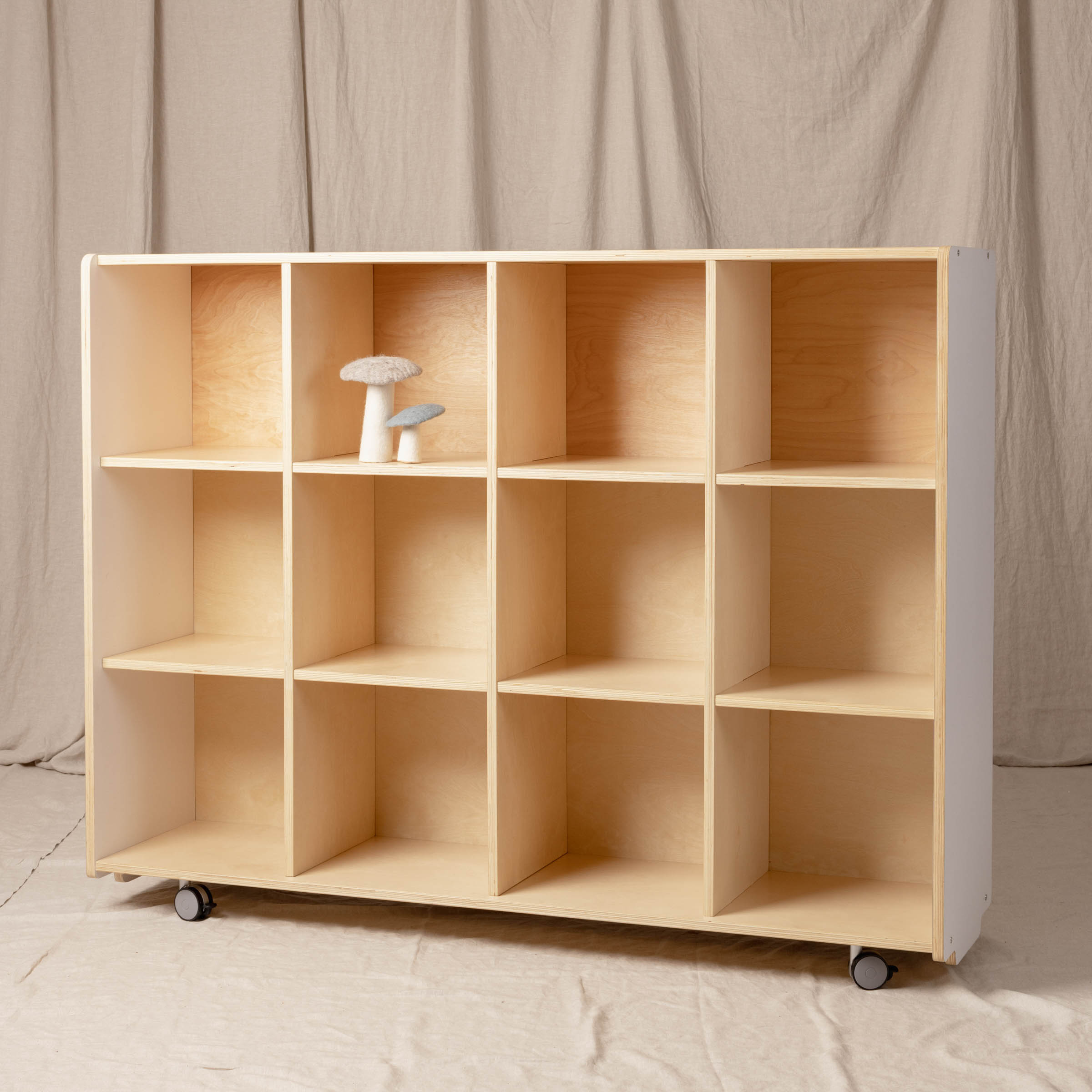 12 Hole Cubby, White and Natural